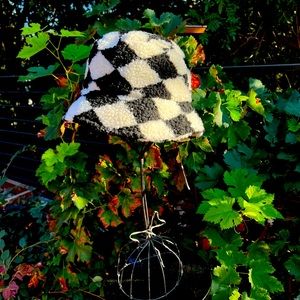 Finnley’s Nashville Furry Checker Bucket Hat! Warm and TOTALLY MOD.